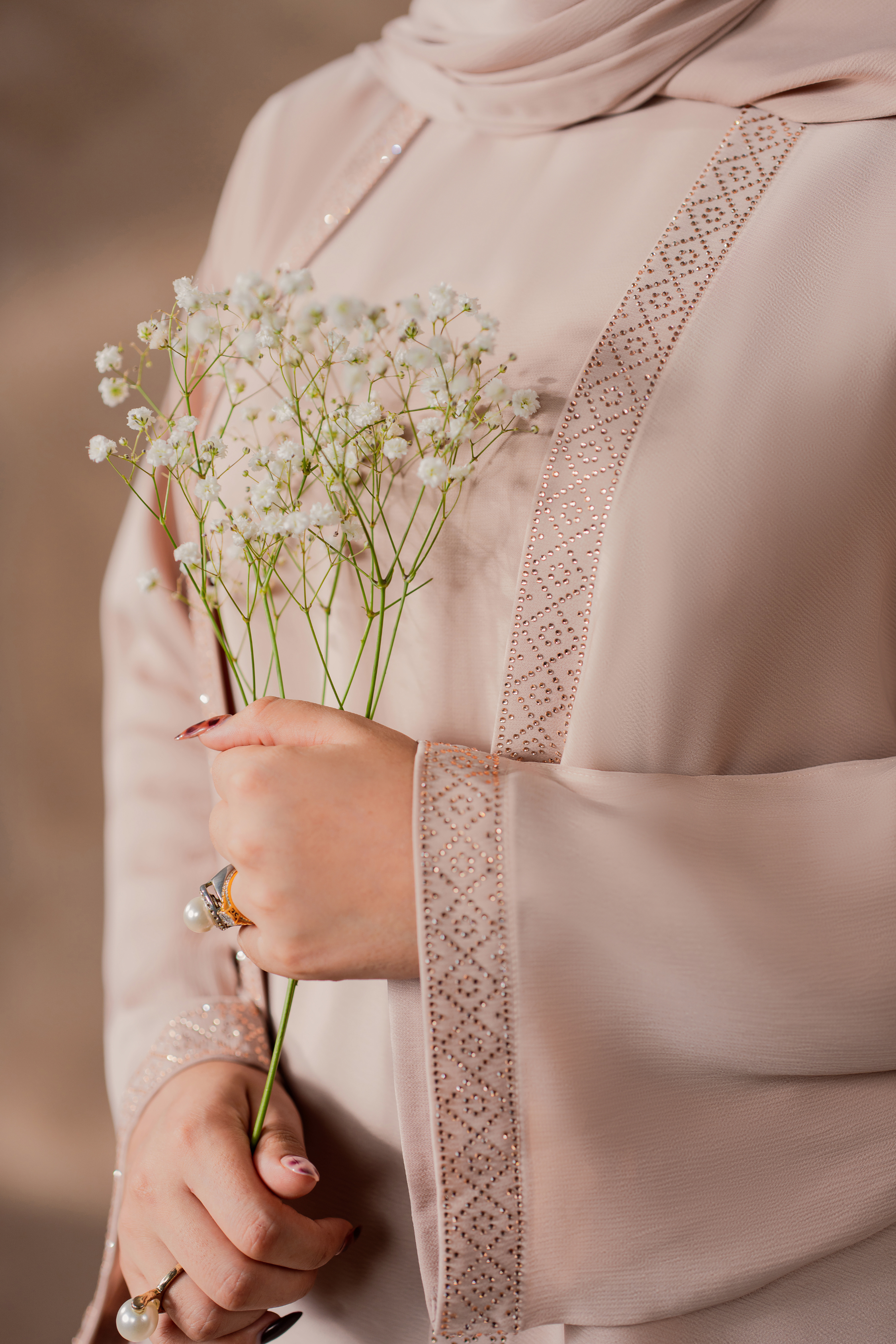 peech front open nida abaya with matching hijab