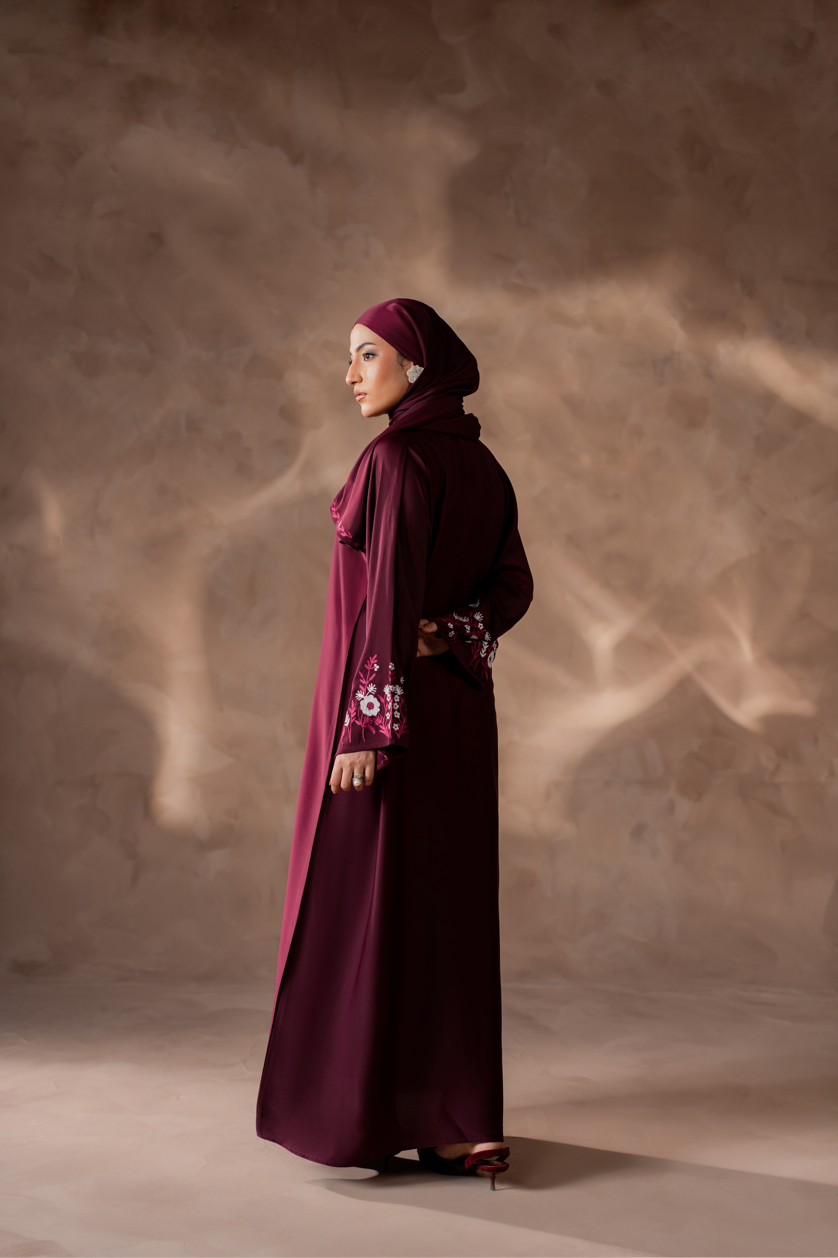 Maroon color front open nida abaya with matching hijab