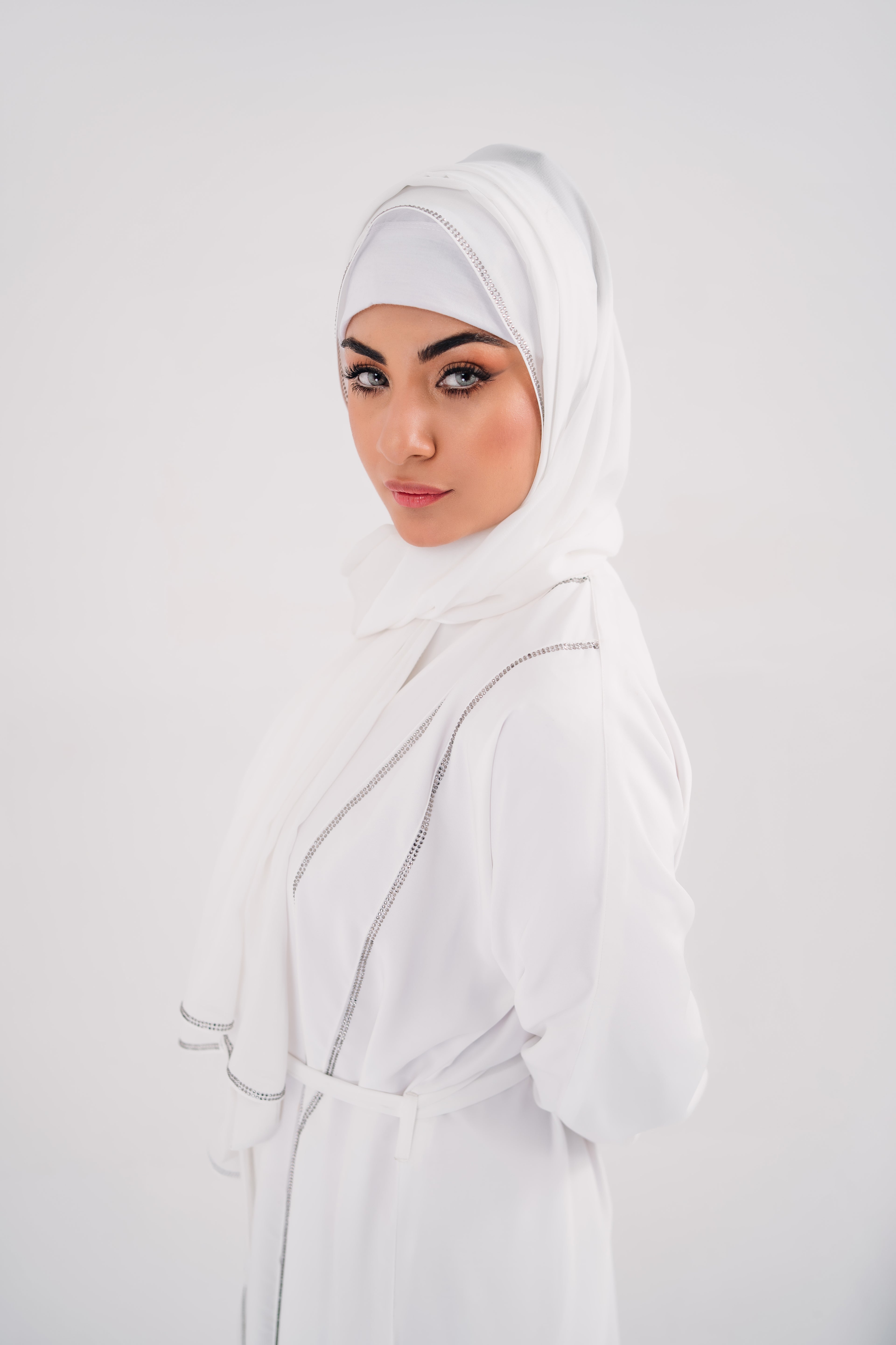 Beeds Abaya