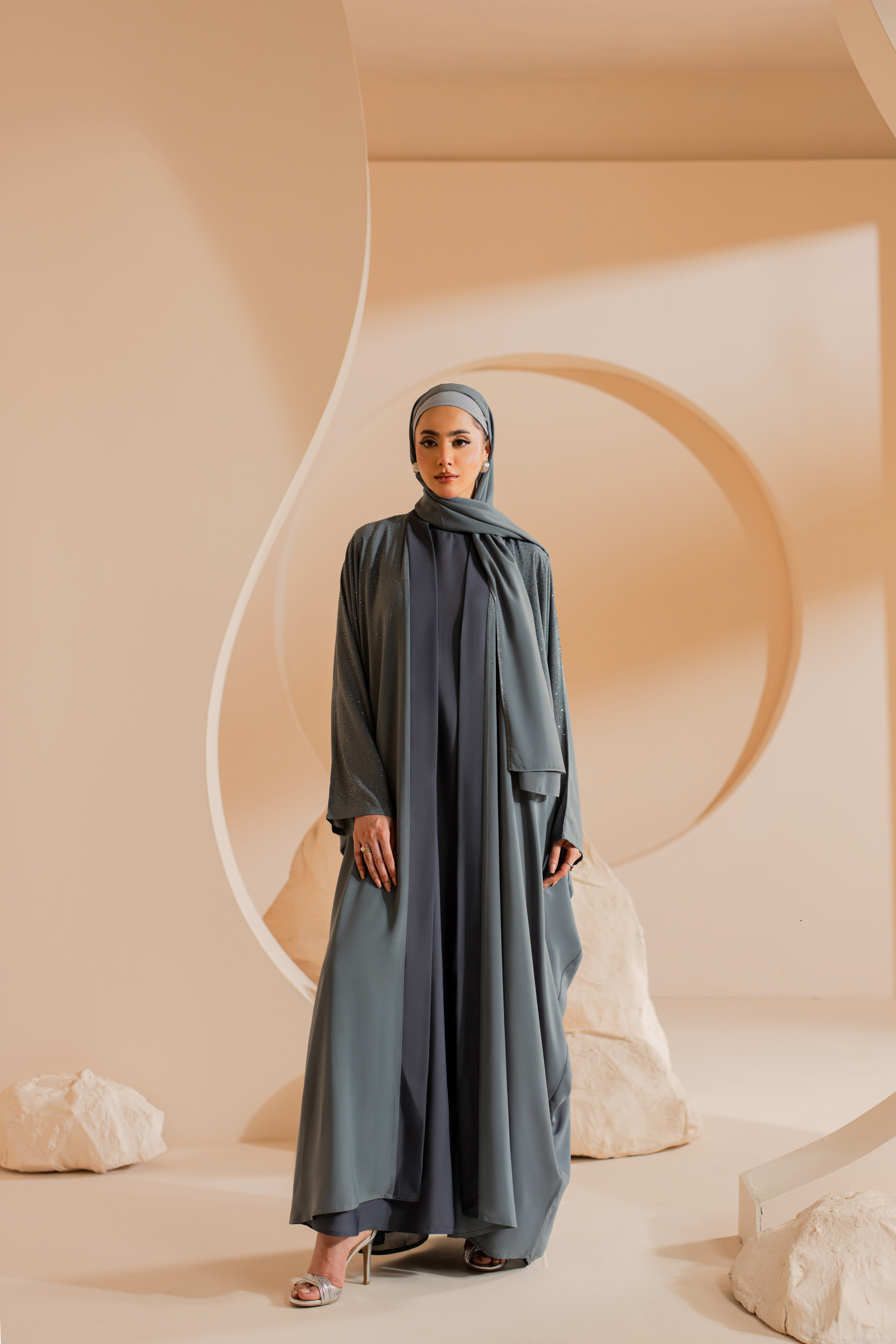 Gray 3 Set front open Chiffon abaya with Matching Hijab