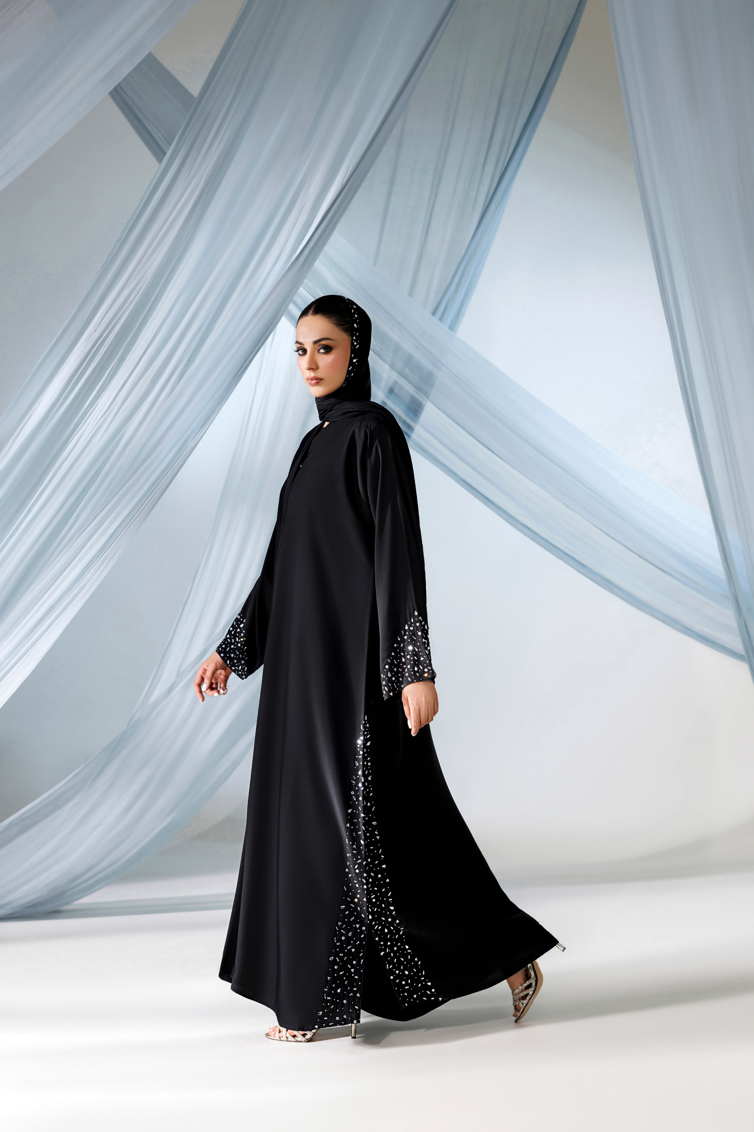 Etoile Noir Abaya