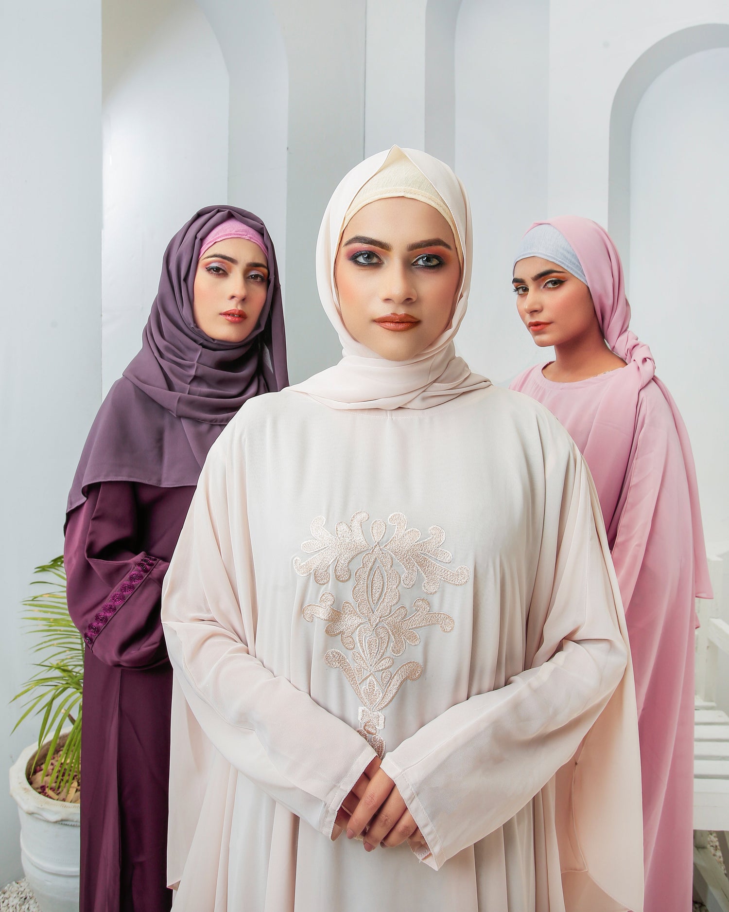 Kimono-Style Abayas: The Latest Rage in Pakistani Modest Fashion