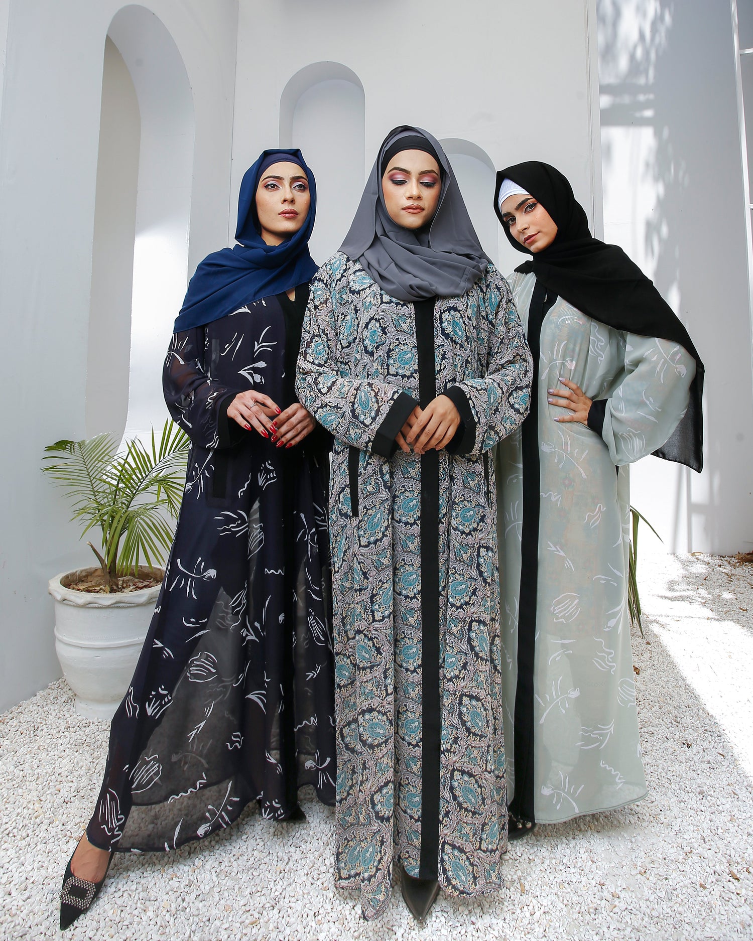 Modern vs. Traditional Abayas: What Pakistani Women Prefer