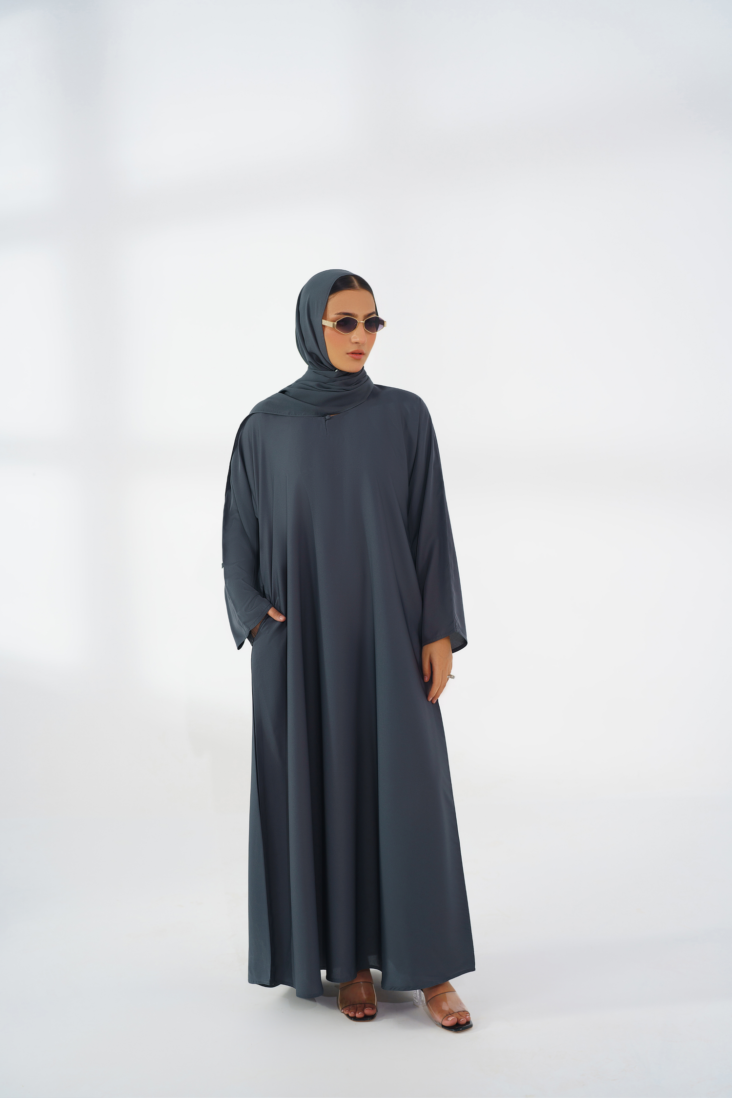 Gray BASIC ABAYA