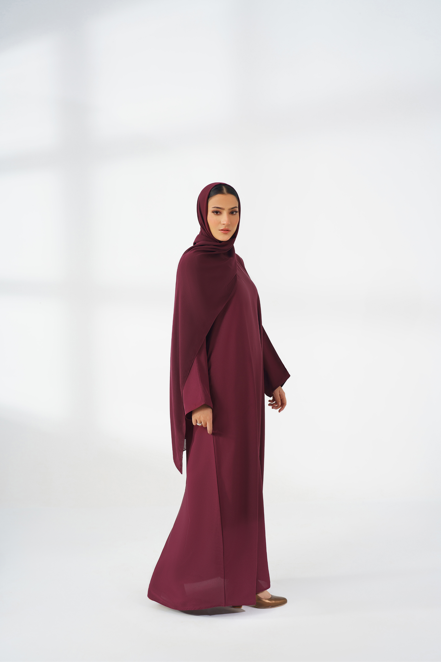 Maroon Basic Abaya