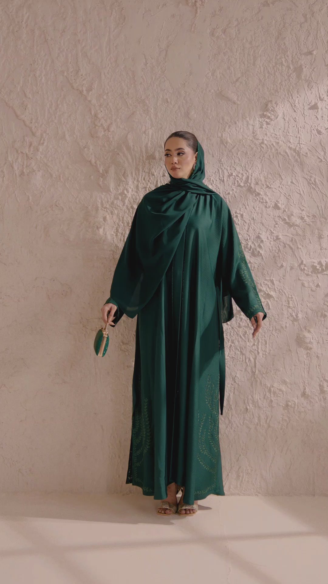 Chocked Abaya